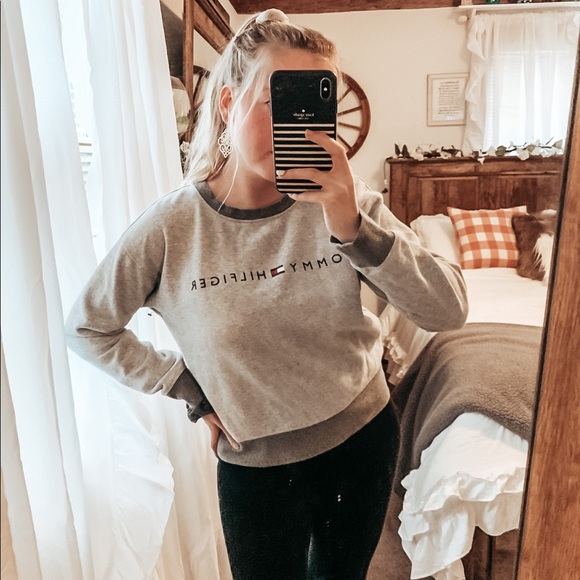 Tommy Hilfiger Tops - Tommy Hilfiger // Grey Sweatshirt